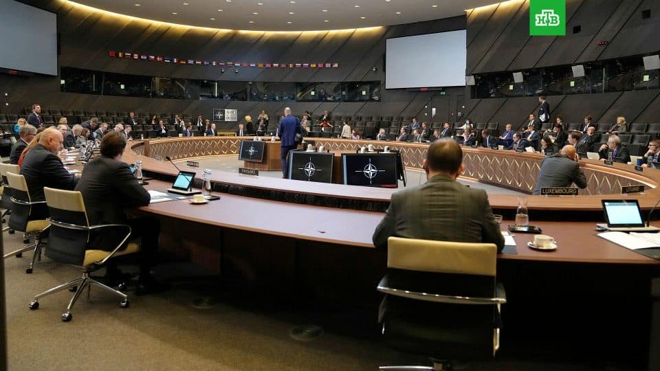 nato_io