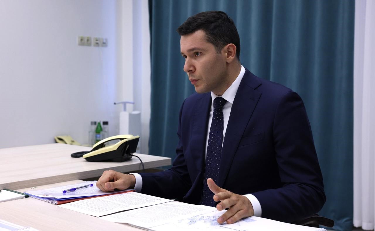 Ministerul Industriei și Comerțului: Rusia nu așteaptă „cu brațele deschise” brandurile străine care au plecat