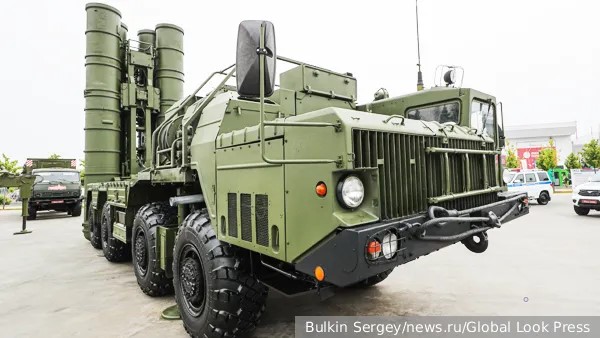 India a aprobat achiziția de sisteme S-400 și alt armament pentru 25 miliarde de dolari